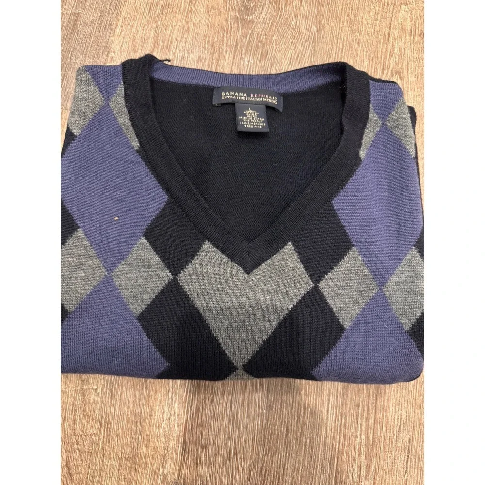 Banana Republic Extra‎ Fine Italian Merino Wool Sweater Mens L V Neck Argyle
